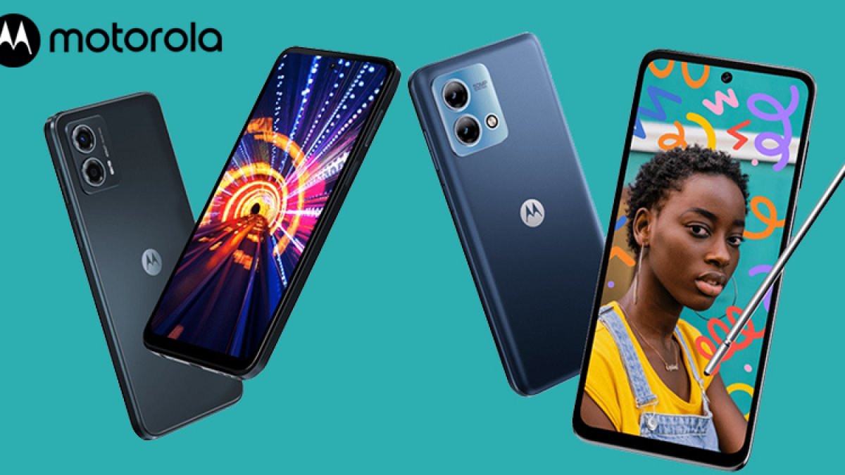 Motorola launched two smartphones simultaneously, a smartphone with Stylus was also launched.